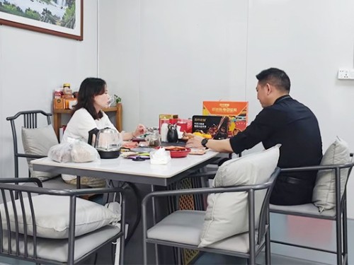 匠心坚果进驻商超，携手共赢健康市场—森林老爹成功洽谈商超入驻合作